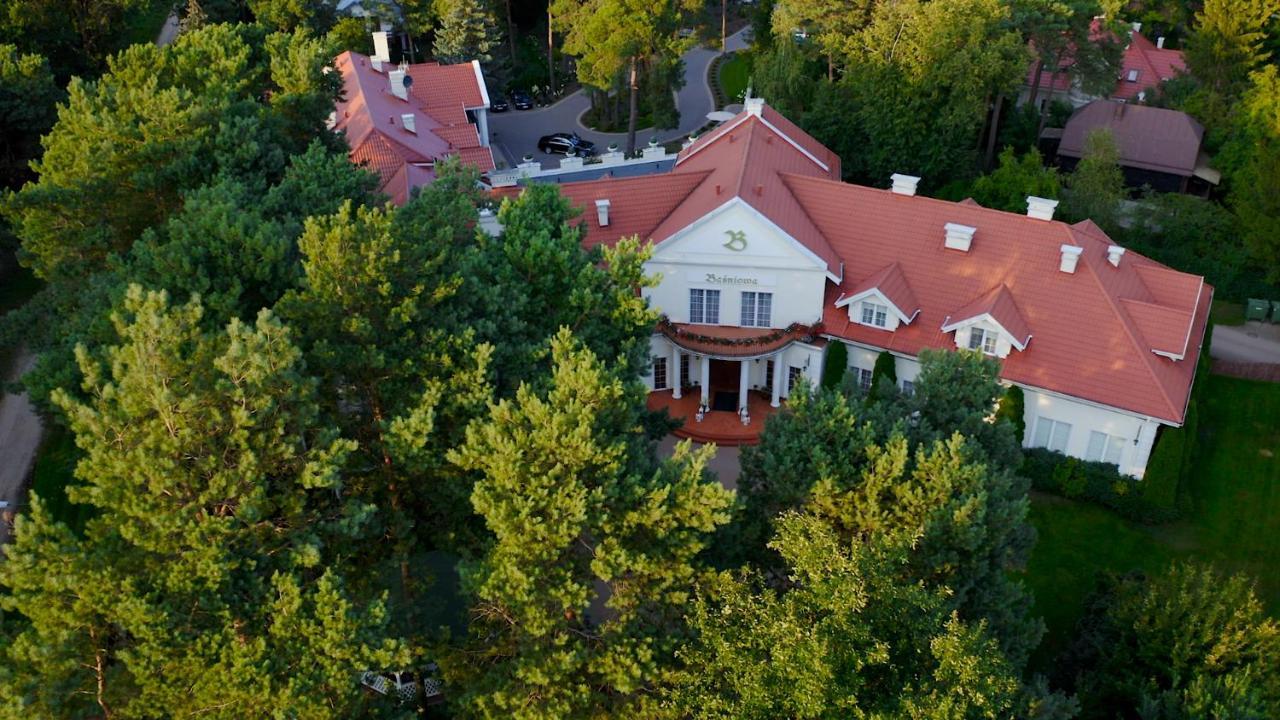 Basniowa Hotell Wyszków Eksteriør bilde